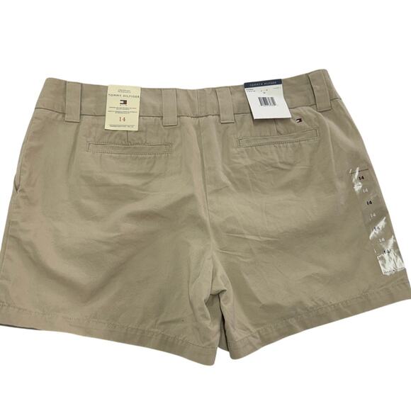 Tommy Hilfiger Shorts Womens 14 Tan Khaki Chino Cotton‎ - Picture 2 of 9